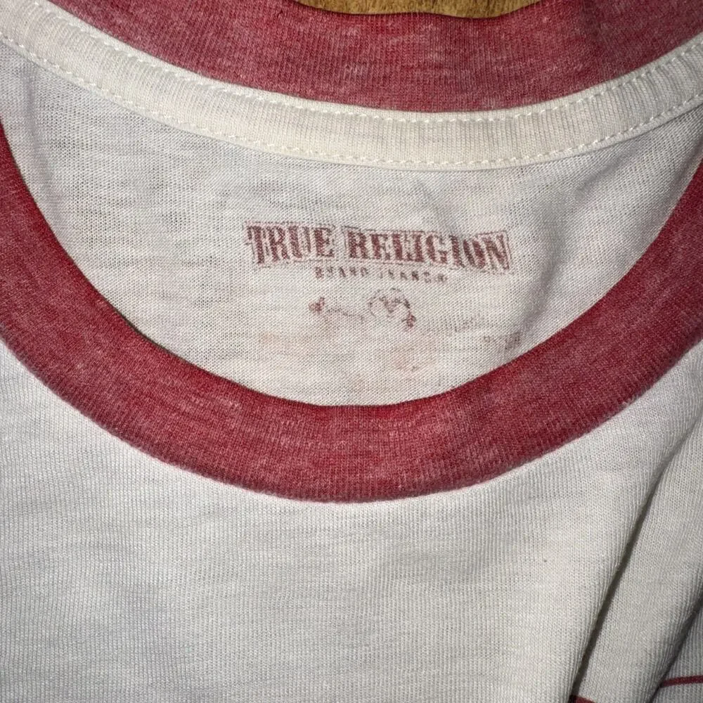 True Religion show off
